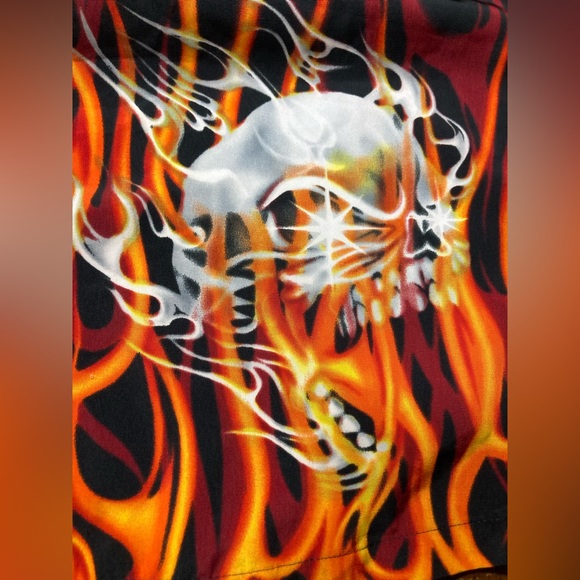 BREAKDOWN vintage fire flame skull button up - Picture 4 of 7